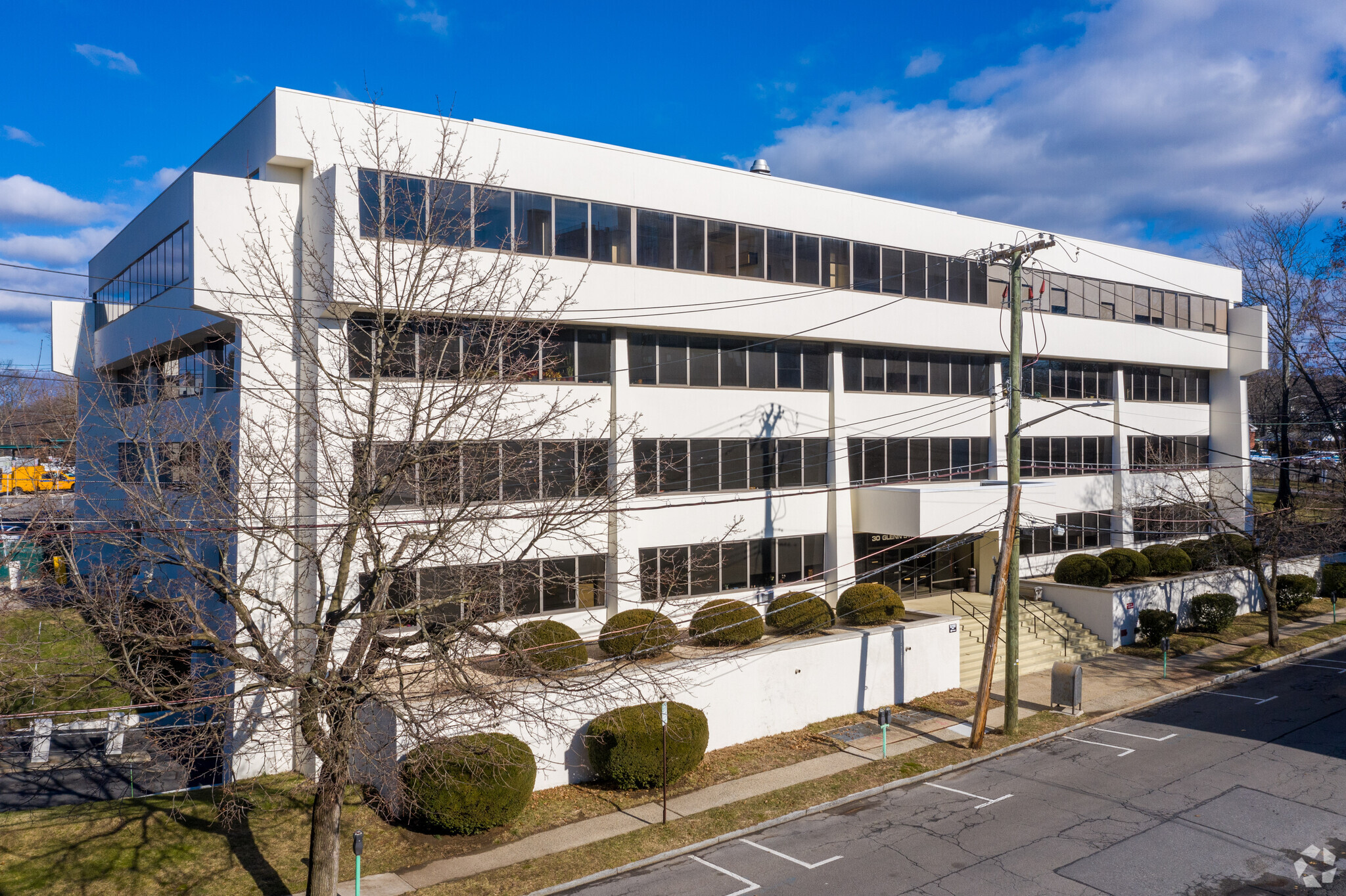 30 Glenn St, White Plains, NY for lease Building Photo- Image 1 of 5