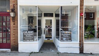 Plus de détails pour 725-727 Warren St, Hudson, NY - Commerce de détail à louer