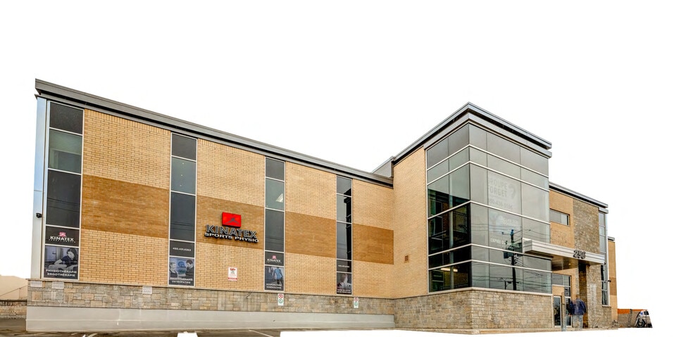 256 Rue De Montigny, Saint-Jérôme, QC for lease - Building Photo - Image 2 of 3