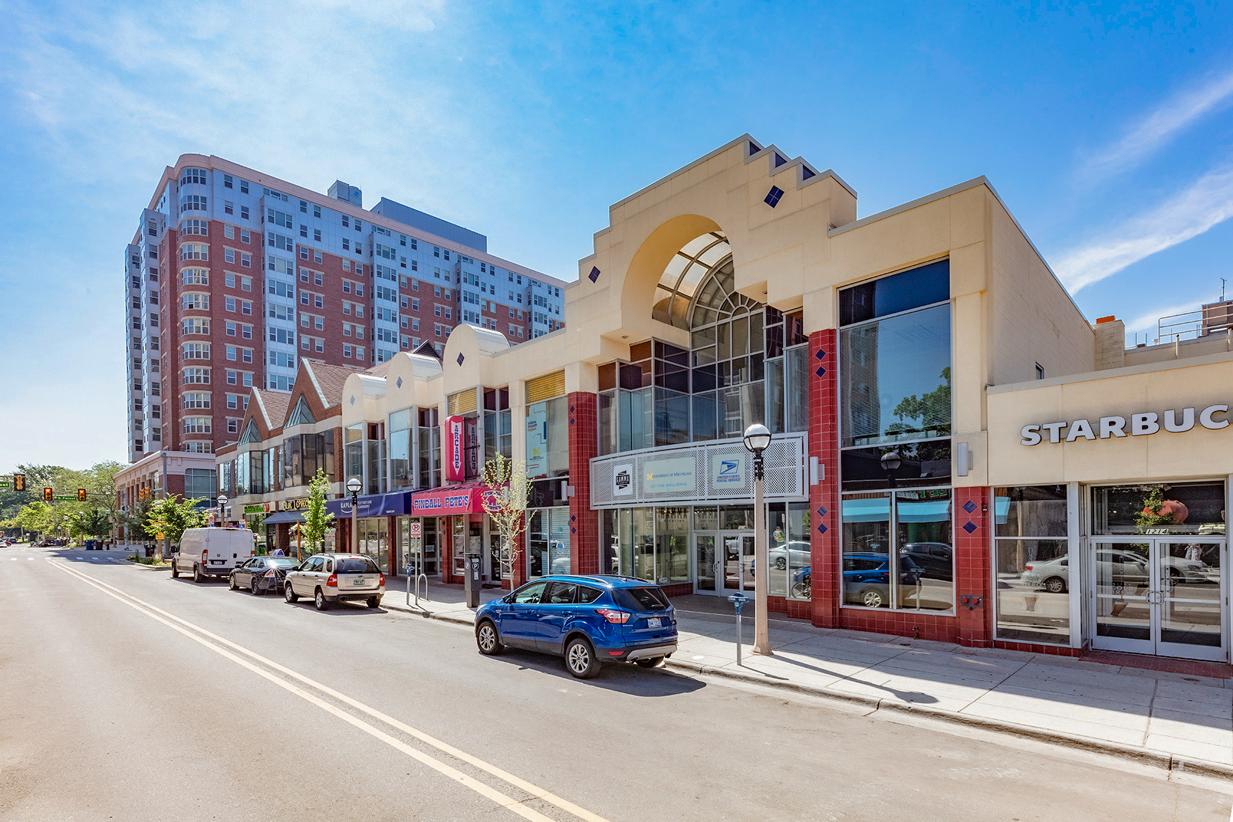 1208-1214 S University Ave, Ann Arbor, MI à vendre Photo du bâtiment- Image 1 de 1