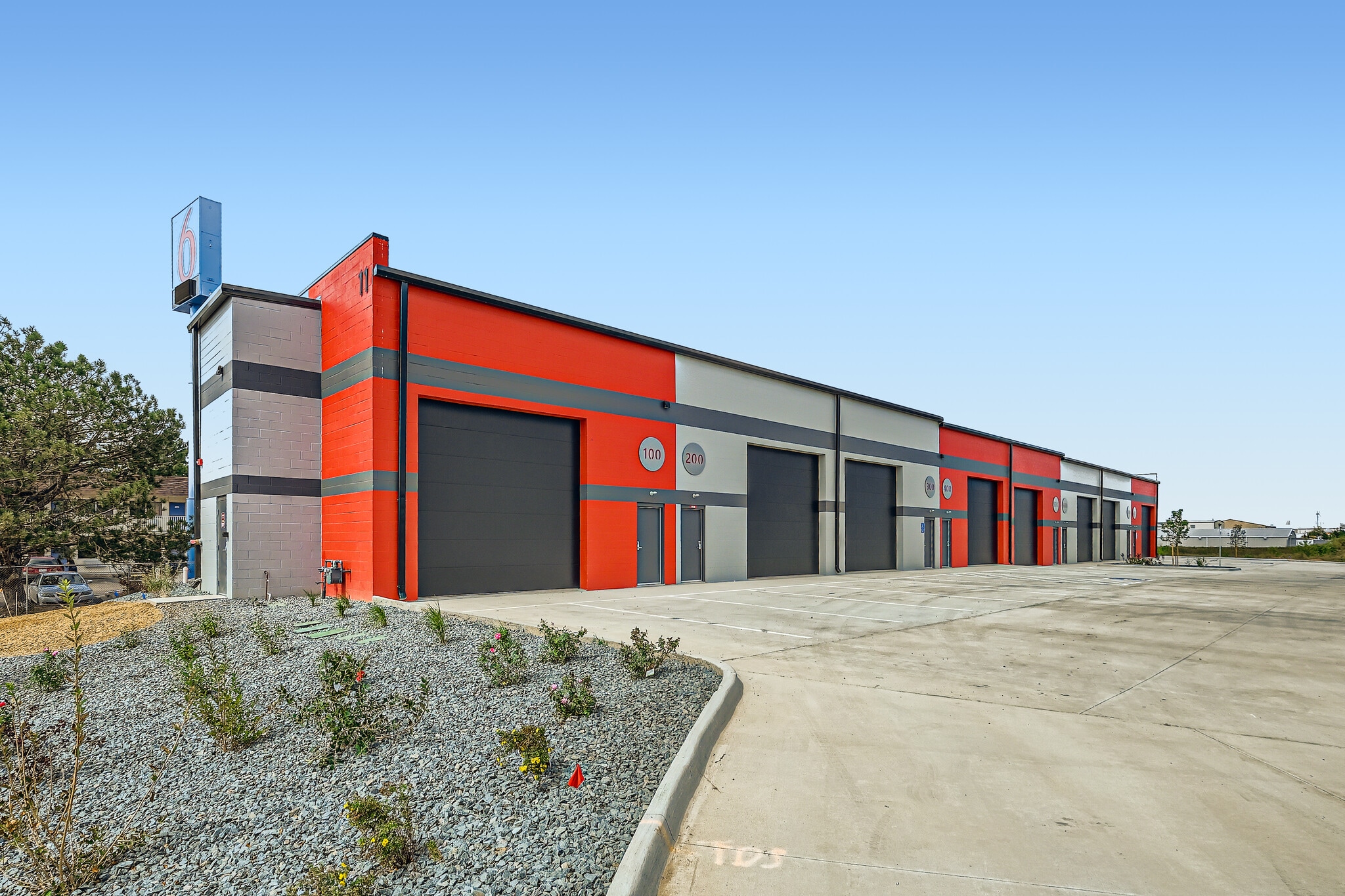 Pre-Leased Investment Units Fort Collins portefeuille de 5 propriétés à vendre sur LoopNet.ca Photo du bâtiment- Image 1 de 9