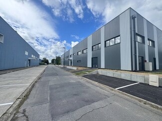 More details for 12 Rue André Ampére, Saint-Ouen-l'Aumône - Flex for Lease