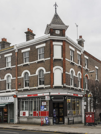 Plus de détails pour 78 High Rd, London - Bureau à louer