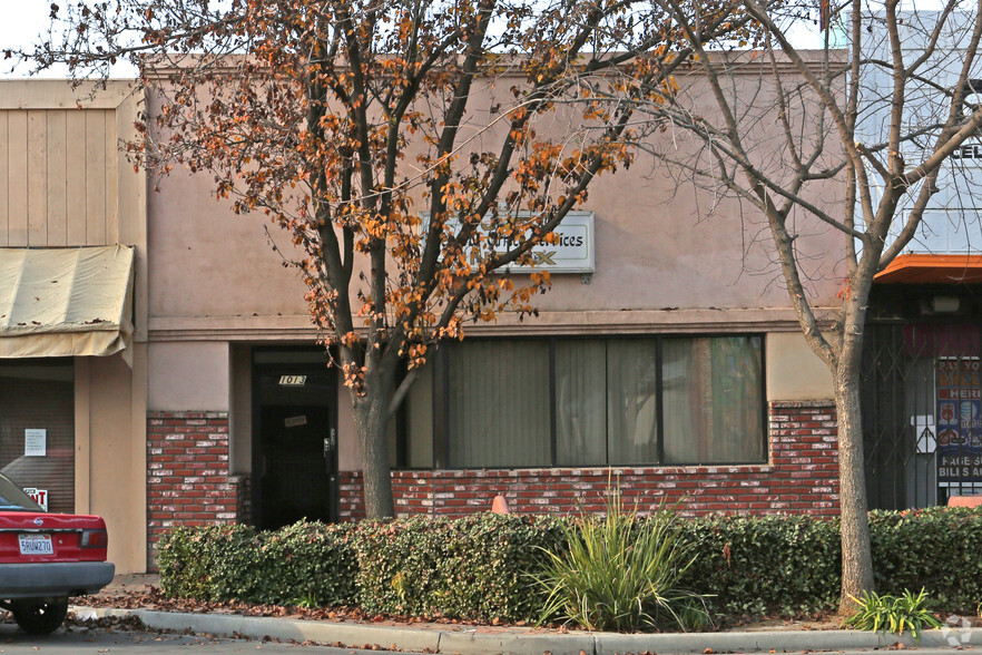 1013 Main St, Delano, CA for sale - Building Photo - Image 1 of 1