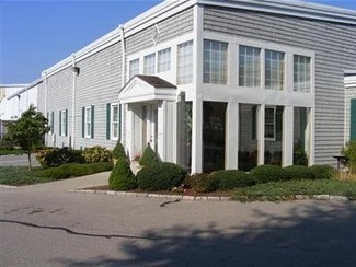 Plus de détails pour 8 Lone Tree Rd, Dennis Port, MA - Industriel à vendre