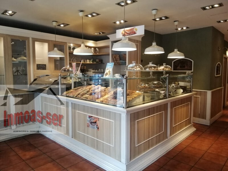 Multifamily in Barcelona, Barcelona for sale Interior Photo- Image 1 of 8