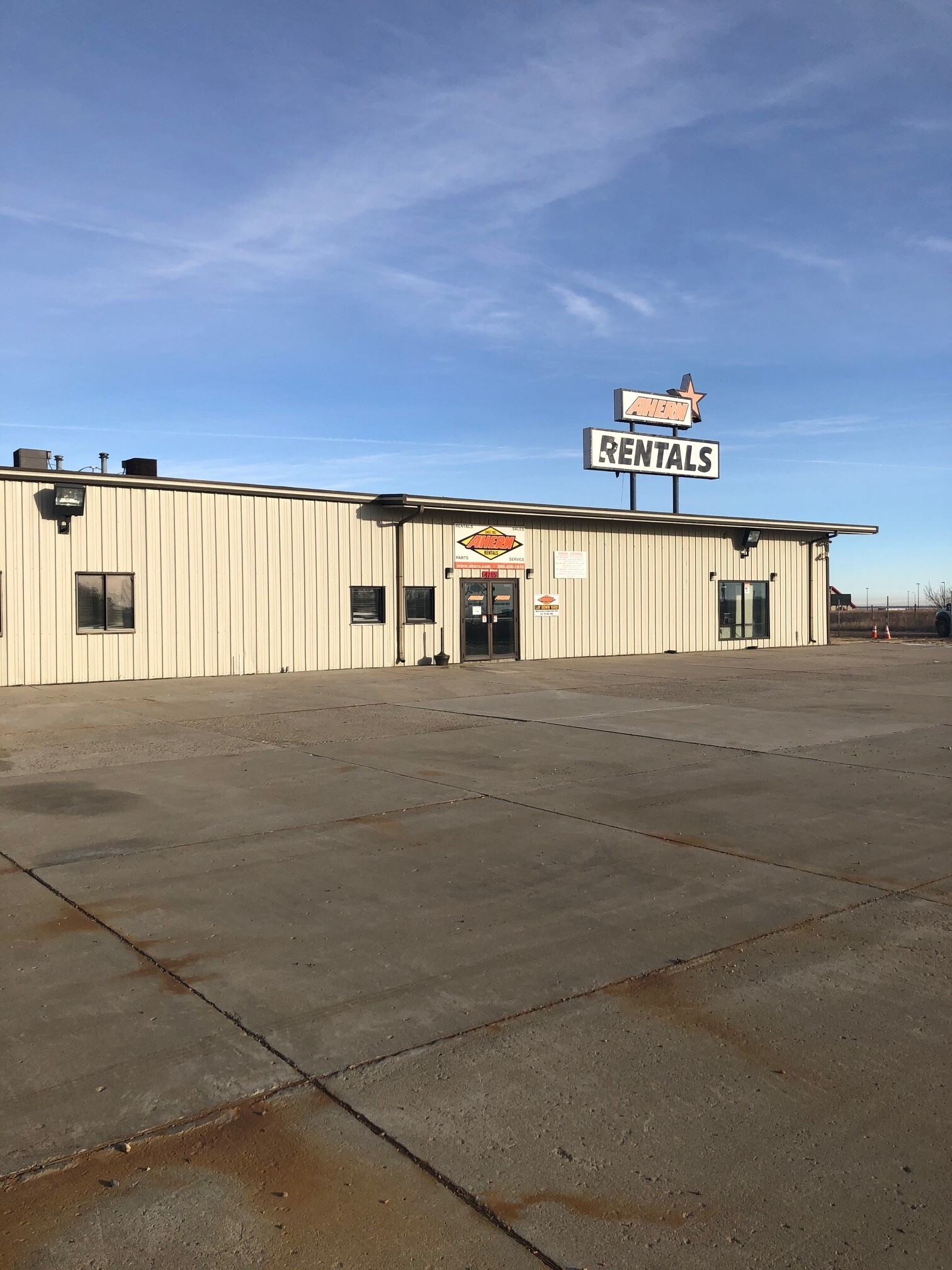 4715 N Broadway, Minot, ND for sale Primary Photo- Image 1 of 1