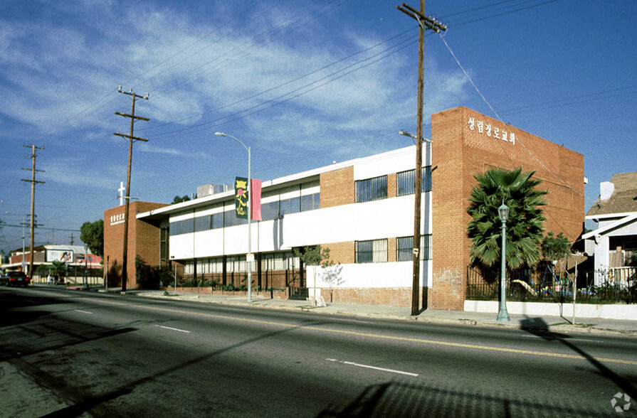 964 N Virgil Ave, Los Angeles, CA for lease - Building Photo - Image 2 of 14