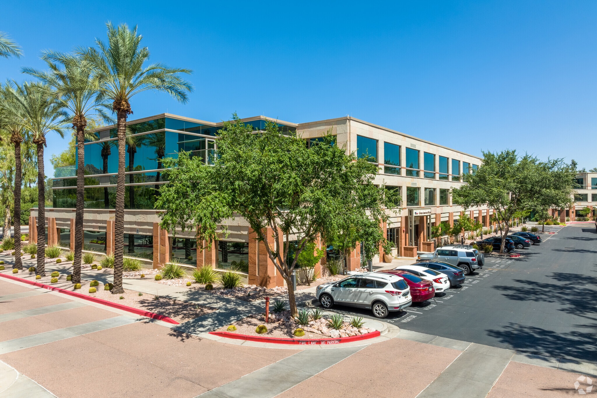 8601 N Scottsdale Rd, Scottsdale, AZ for lease Primary Photo- Image 1 of 9