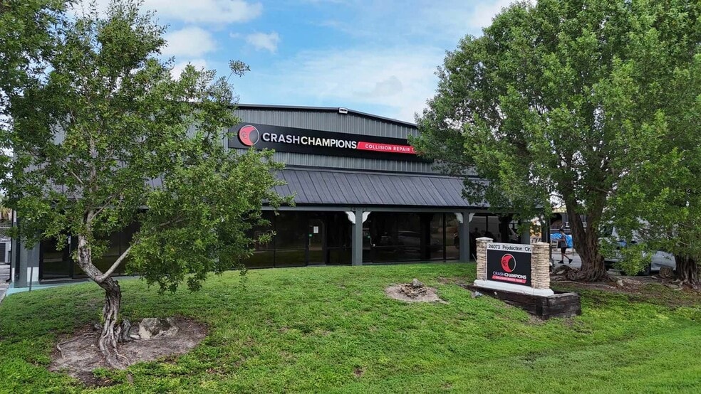 24073 Production Cir, Bonita Springs, FL for sale - Primary Photo - Image 1 of 3