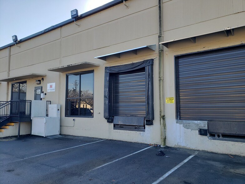 1208-1228 Front St, Raleigh, NC à louer - Photo du bâtiment - Image 2 de 20