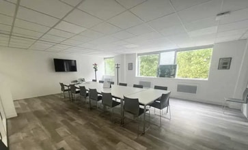 Bureau dans Créteil à louer Photo intérieure- Image 1 de 5