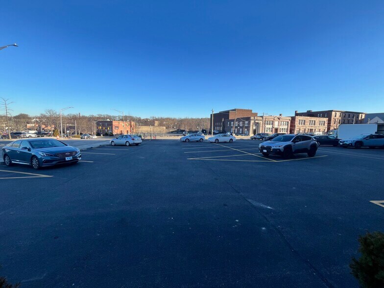 1 Social St, Woonsocket, RI for lease - Building Photo - Image 3 of 17