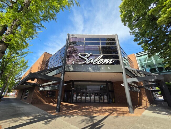 Plus de détails pour 401 Center St NE, Salem, OR - Commerce de détail à louer