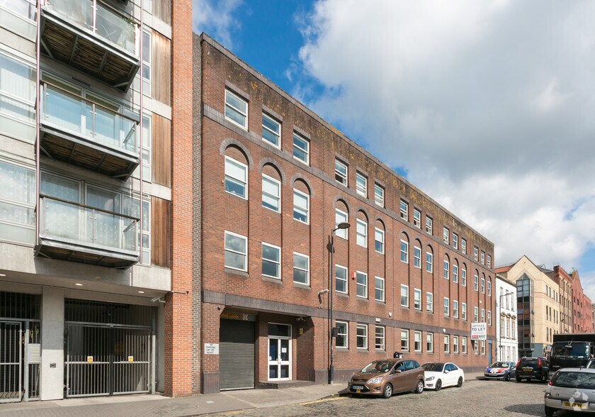 18-21 Queen Sq, Bristol à louer - Photo du bâtiment - Image 3 de 6