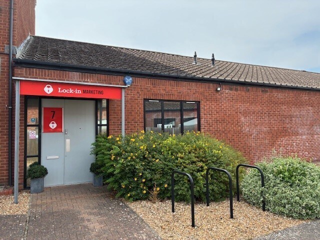 Walker Ave, Milton Keynes for sale Building Photo- Image 1 of 9