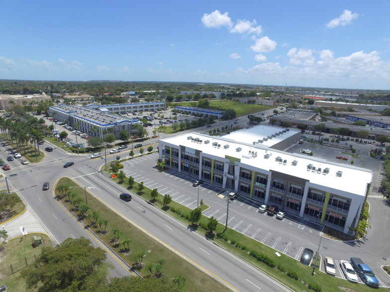 18900 SW 106th Ave, Miami, FL for lease - Aerial - Image 3 of 13