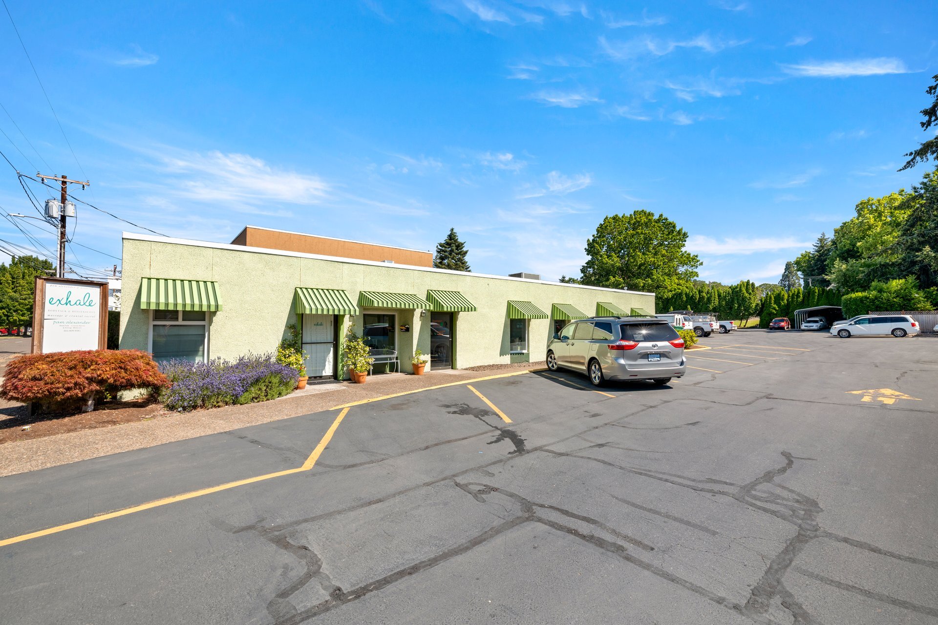 2318 Pacific Ave, Forest Grove, OR à vendre Photo du bâtiment- Image 1 de 21