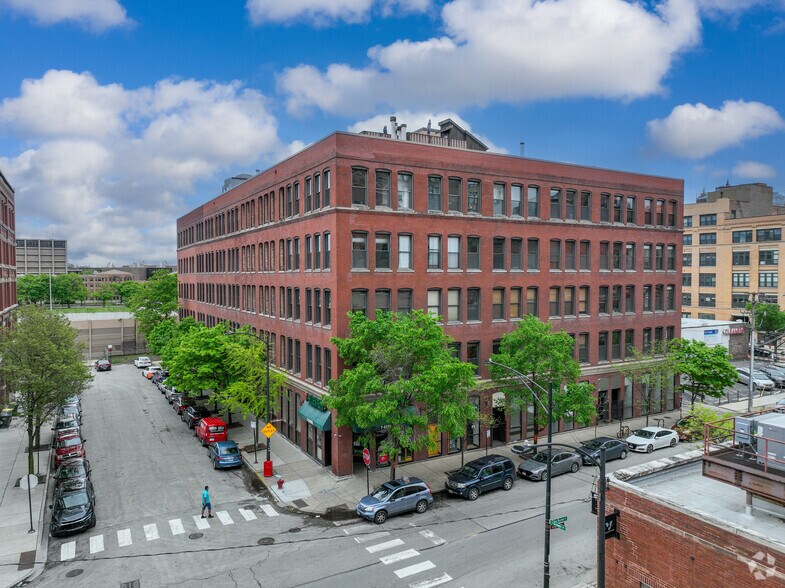 845 W Van Buren St, Chicago, IL à louer - Photo du bâtiment - Image 2 de 5