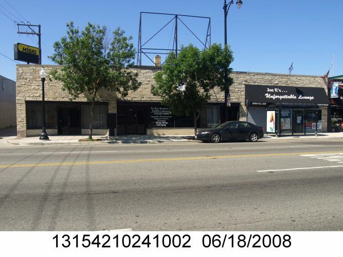 4210 W Irving Park Rd, Chicago, IL for lease - Building Photo - Image 2 of 5