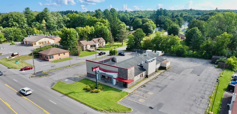 8548 Seneca Tpke, New Hartford, NY for lease - Building Photo - Image 2 of 5