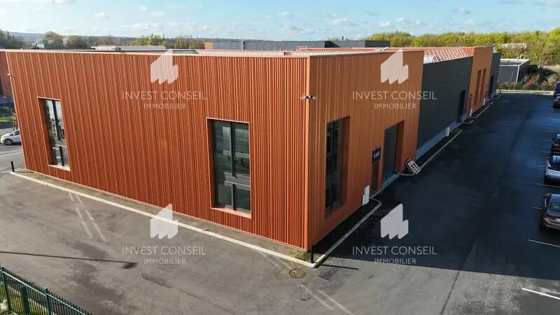1 Rue Des Boursaults, Champagne-sur-Oise à louer - Photo du bâtiment - Image 3 de 8