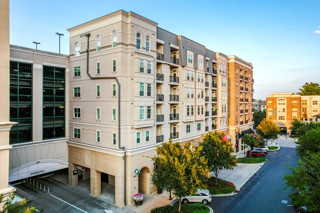 More details for 4810-4940 Ashley Park Ln, Charlotte, NC - Retail for Lease
