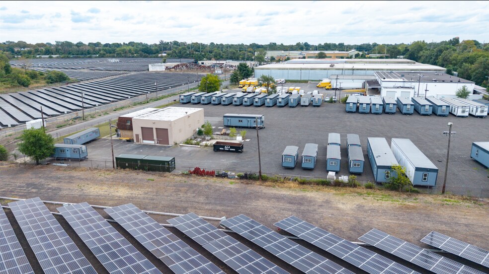 405 37th St, Pennsauken, NJ à louer - Photo du bâtiment - Image 3 de 7