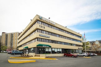 Plus de détails pour 1313 Dolley Madison Blvd, McLean, VA - Bureau à louer