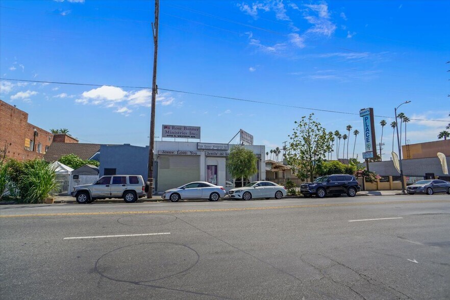5014 S Western Ave, Los Angeles, CA à vendre - Photo du bâtiment - Image 3 de 11