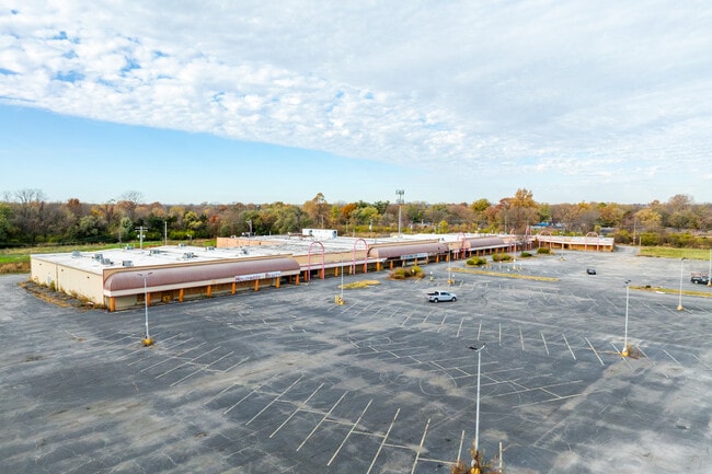 Plus de détails pour 1002-1100 Camp Jackson Rd, Cahokia, IL - Commerce de détail aux enchères