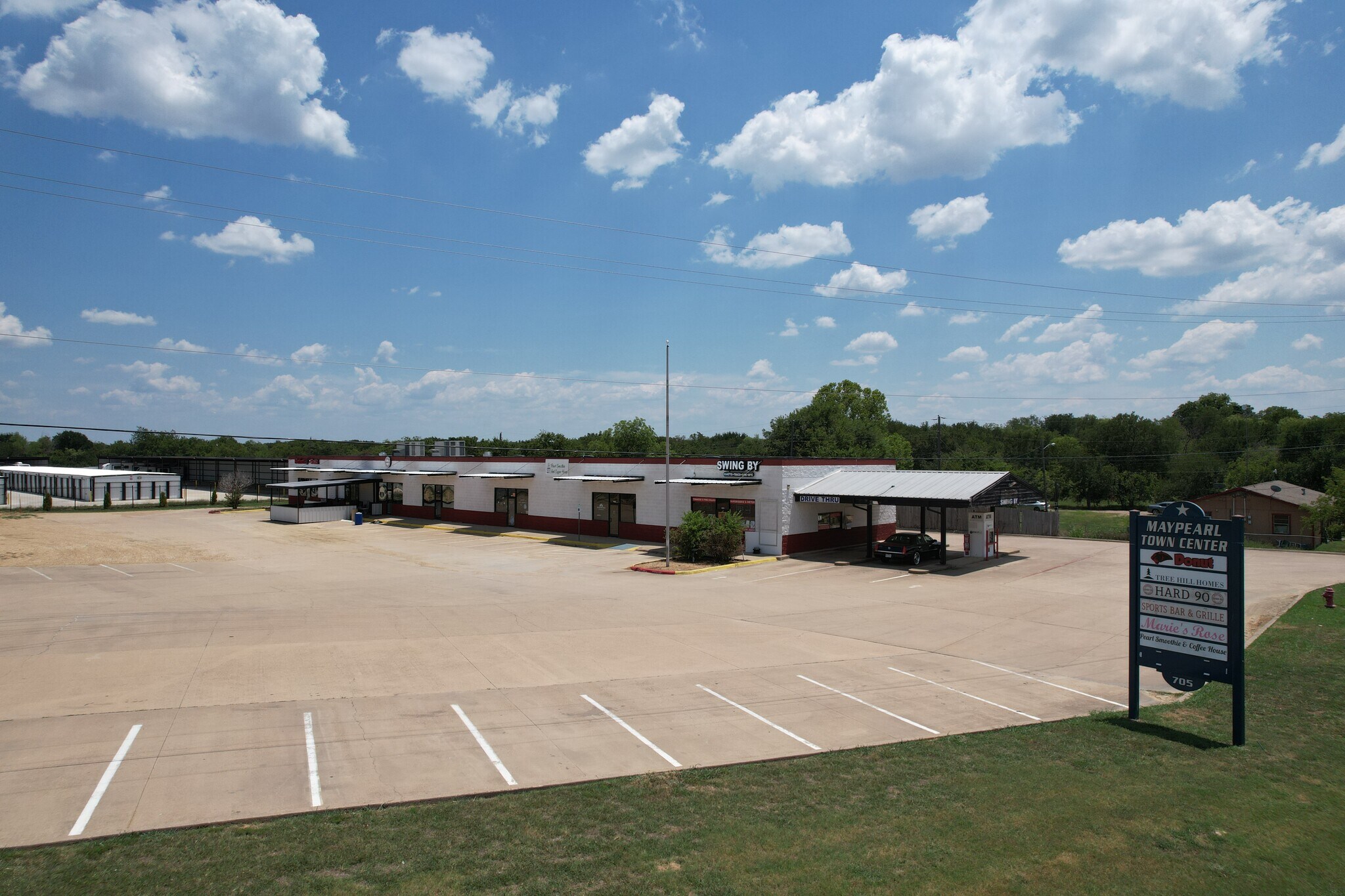705 N Main St, Maypearl, TX à louer Photo du bâtiment- Image 1 de 8