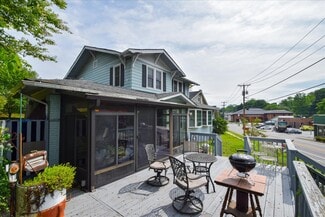 Plus de détails pour 1911 Memorial Ave SW, Roanoke, VA - Bureau à vendre