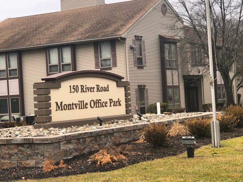 150 River Rd, Montville, NJ à vendre - Photo du bâtiment - Image 3 de 6