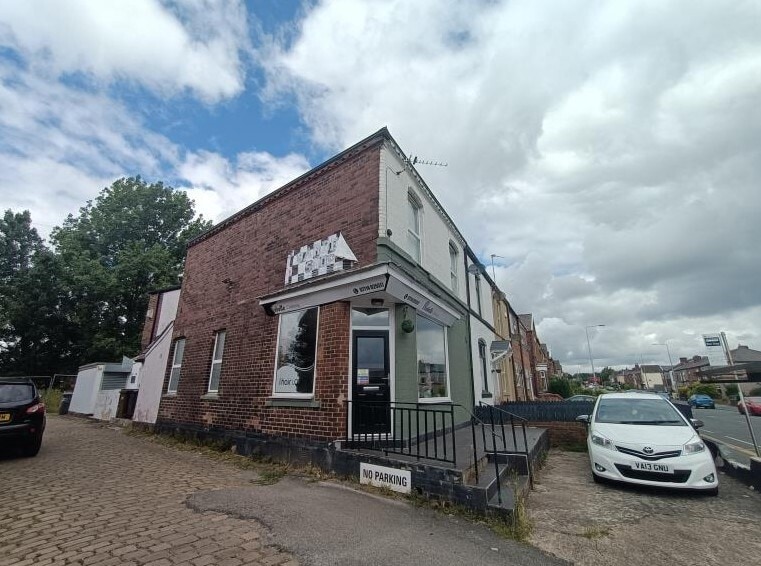 267 Wigan Rd, Wigan for lease Building Photo- Image 1 of 6