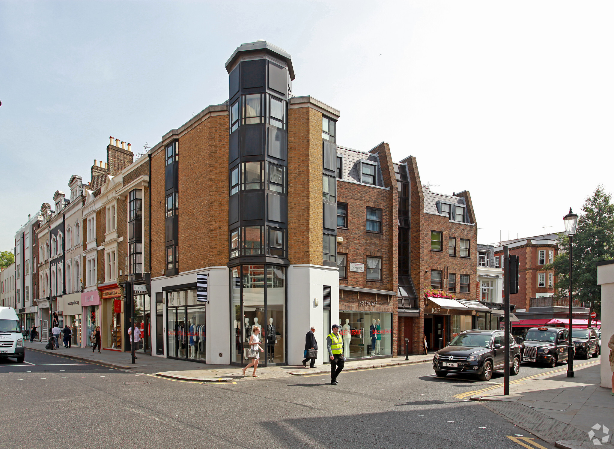 124-126 Draycott Av, London for lease Primary Photo- Image 1 of 5