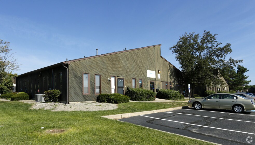 35 Beaverson Blvd, Brick, NJ à louer - Photo du bâtiment - Image 3 de 4