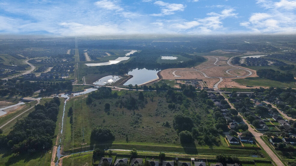 0 Becker Rd, Hockley, TX à vendre - Photo du bâtiment - Image 2 de 8