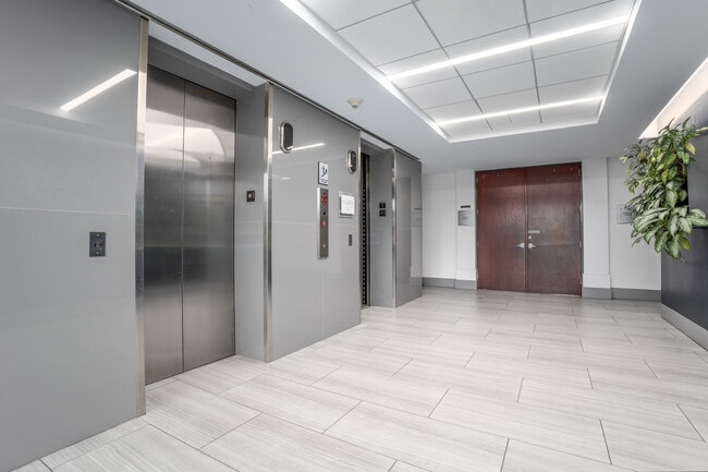 More details for 2626 Glenwood Ave, Raleigh, NC - Office for Lease