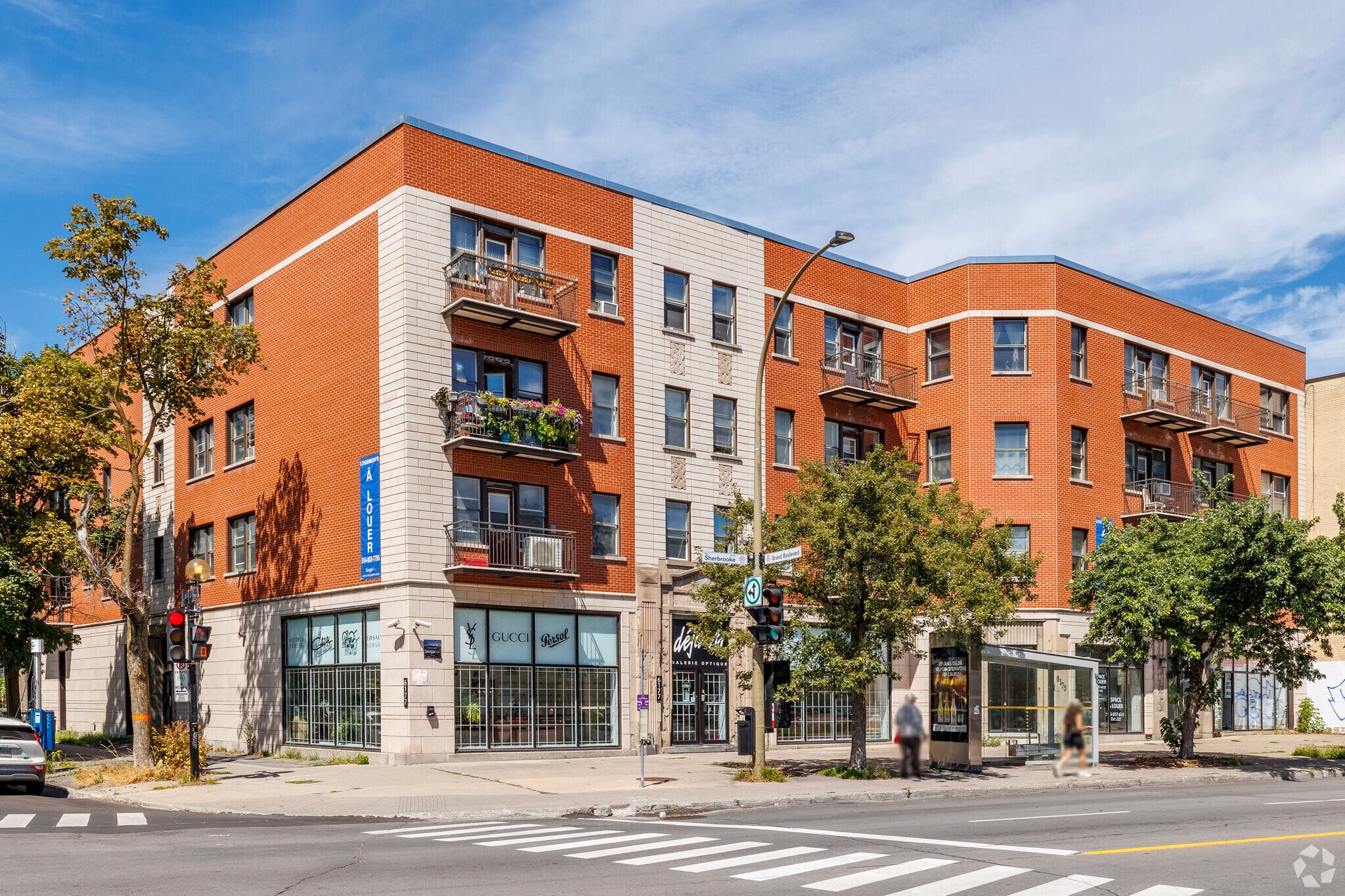 6175-6177 Rue Sherbrooke O, Montréal, QC for lease Building Photo- Image 1 of 4