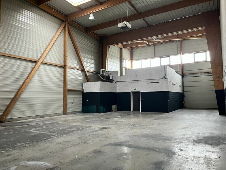 22 Rue Hannah Arendt, Strasbourg for lease - Interior Photo - Image 2 of 12