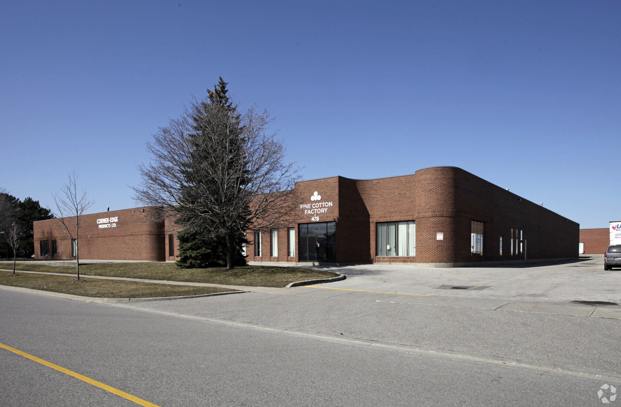 470-478 Finchdene Sq, Toronto, ON for sale Primary Photo- Image 1 of 1