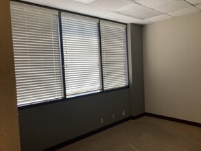 100 W Central Texas Expy, Harker Heights, TX for lease Interior Photo- Image 2 of 5