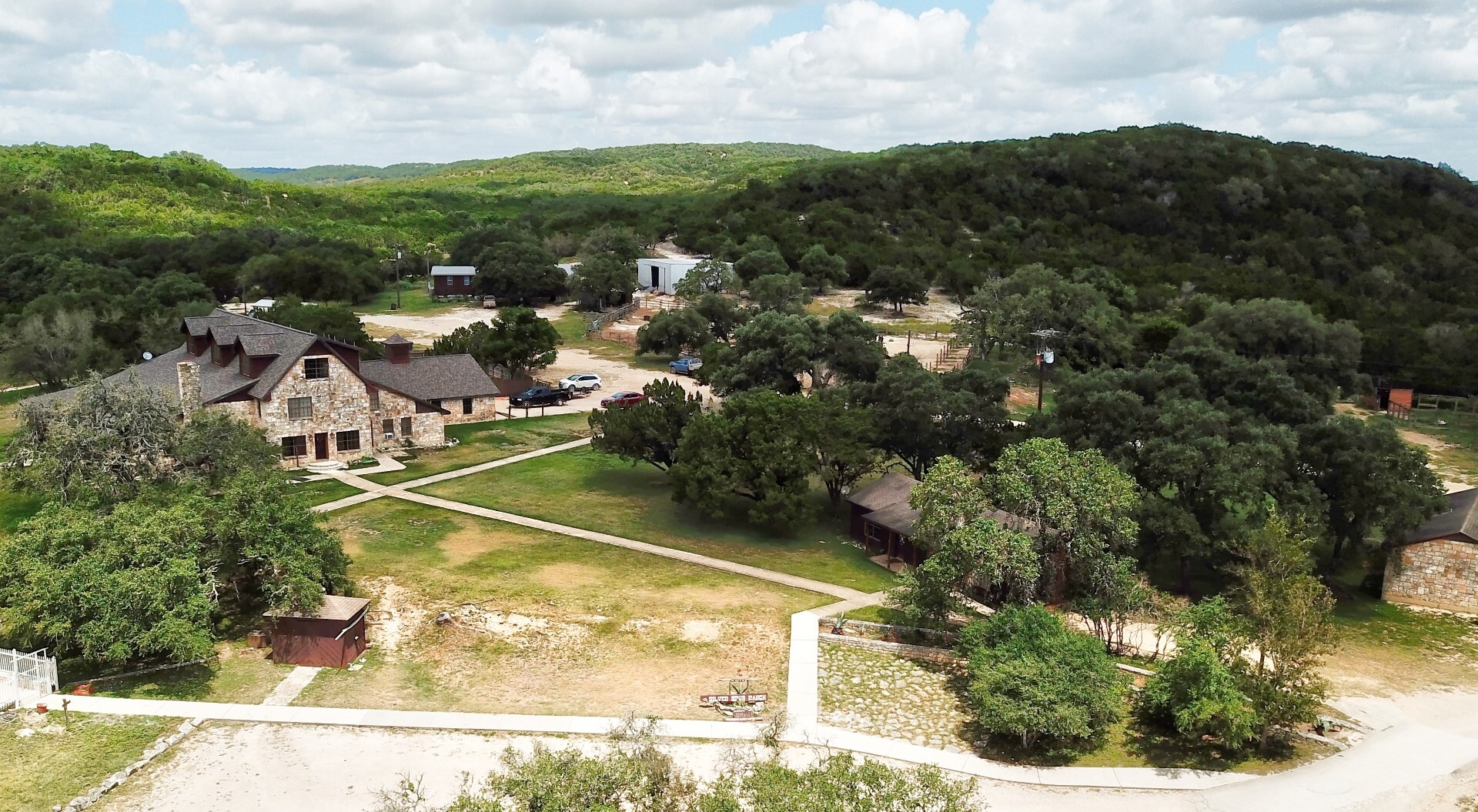 9266 Bandera Creek Rd, Bandera, TX for sale Primary Photo- Image 1 of 1