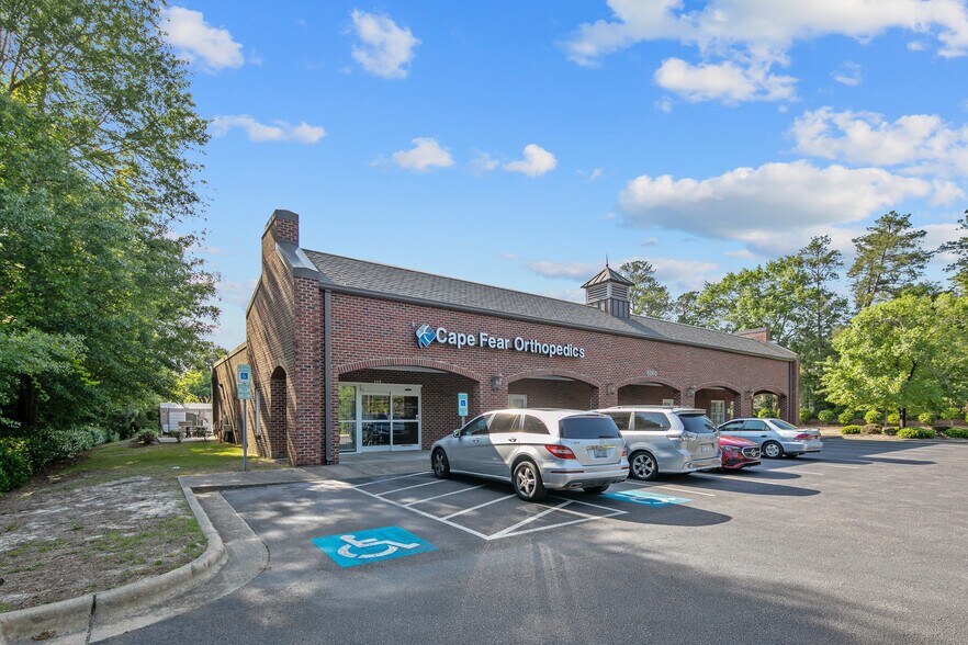 6000 Ramsey St, Fayetteville, NC à vendre - Photo du bâtiment - Image 2 de 39