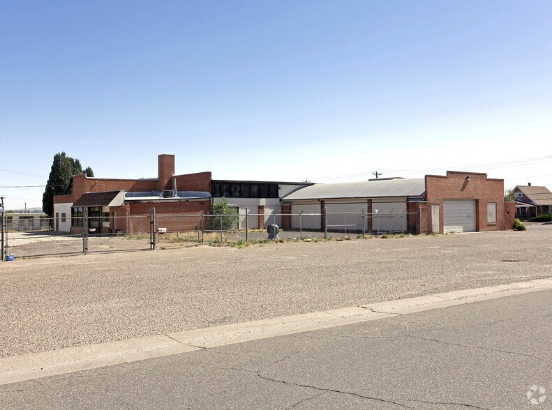 1107 S Santa Fe Ave, Pueblo, CO à vendre - Photo du bâtiment - Image 2 de 2