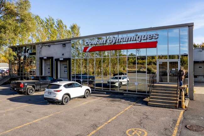 Plus de détails pour 6196-6210 Rue Notre-Dame O, Montréal, QC - Industriel à louer