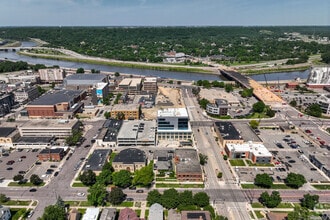 110 S Broad St, Mankato, MN - Aerial map view