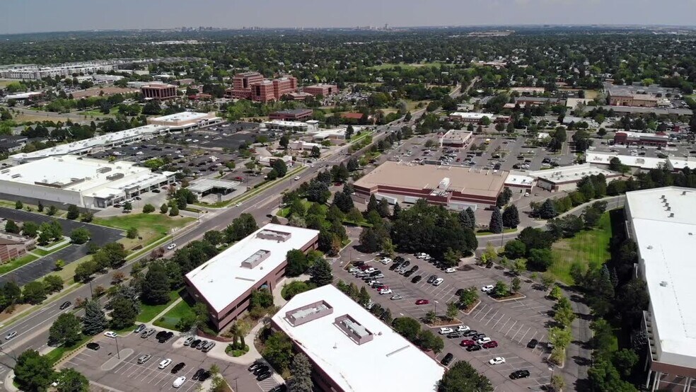 7901 Southpark Plz, Littleton, CO à louer - Vidéo sur l’inscription commerciale - Image 2 de 5