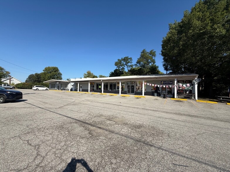 1812-1818 Petersburg Rd, Hebron, KY for sale - Building Photo - Image 3 of 7